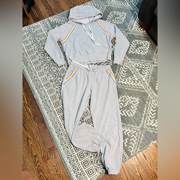 SoulCycle Rainbow Hoodie Jogger Set Gray Matching Sweat Set Athleisure Size M - Picture 4 of 13